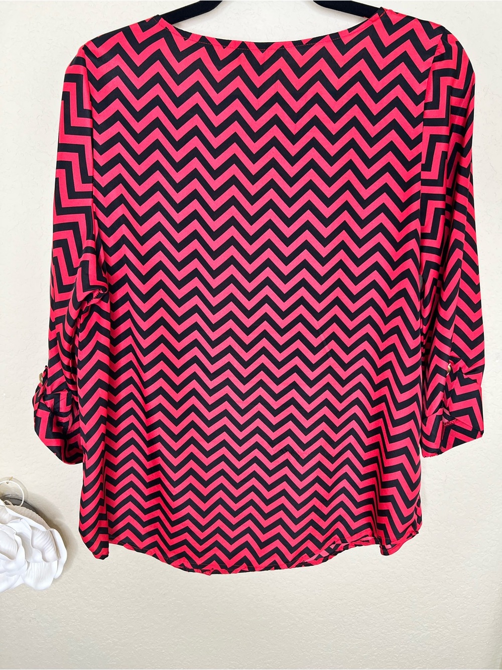 NTM: Texas Tech Red Raiders Bamboo Chevron Pink Black Blouse Roll Tab Large - Picture 11 of 13